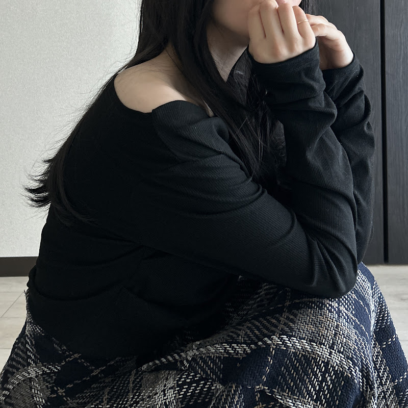 ブラック企業につとめる社畜OLりさ YouTubeチャンネル画像