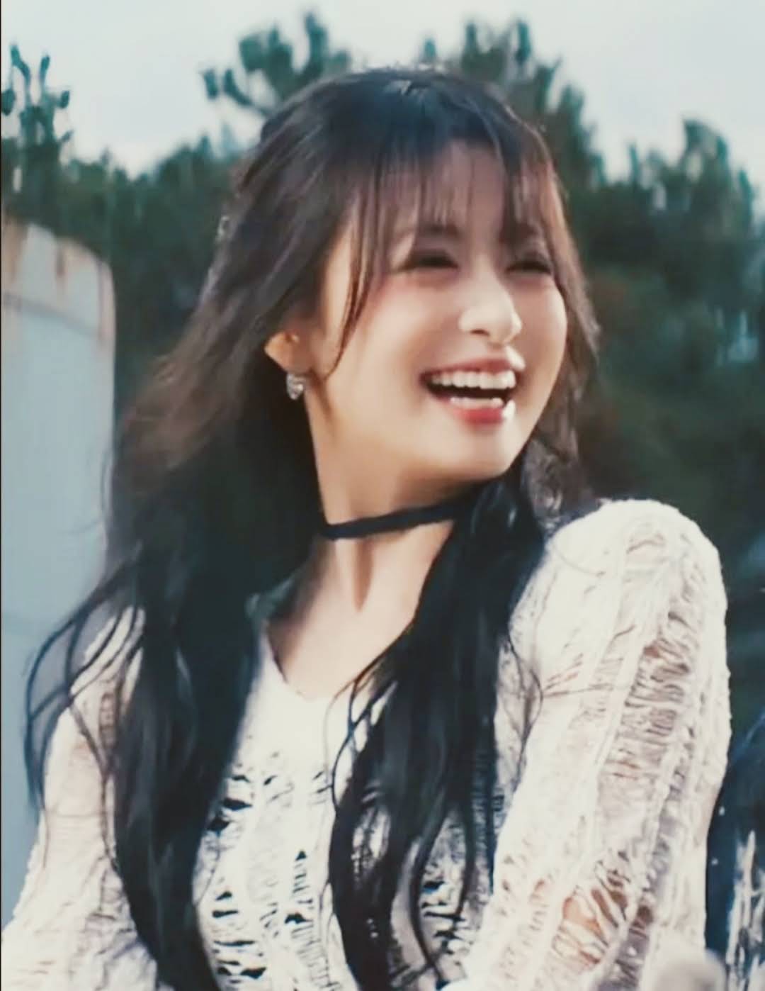 Post from 𝐊𝐢𝐤𝐢 - YouTube