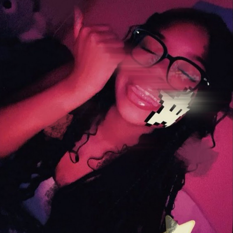 😻𝐋𝐚𝐲𝐥𝐚𝐧𝐚😻