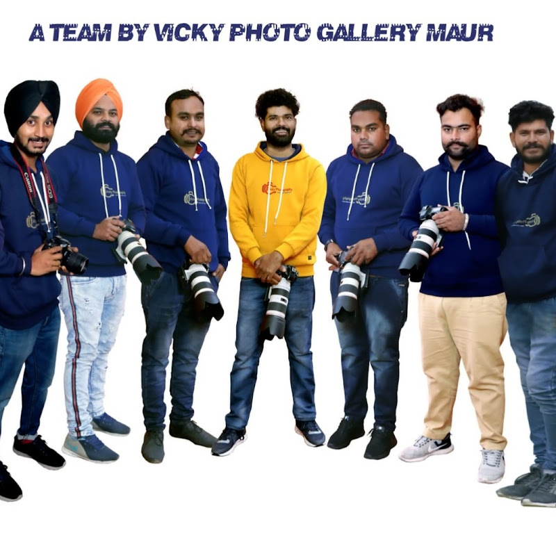 VICKY PHOTO GALLERY MAUR