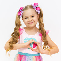 Profile Picture of Diana and Roma DE