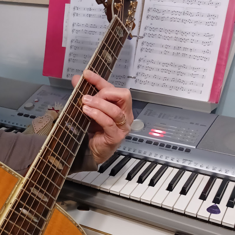 RogerTeachesMusic