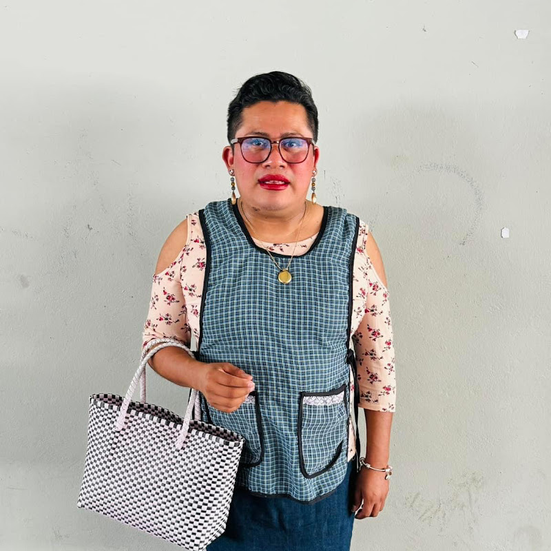 Doña Catalina la Diva del Pueblo 