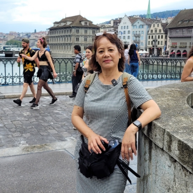Dini Mizo in Spain (The Story of my Life) profile avatar