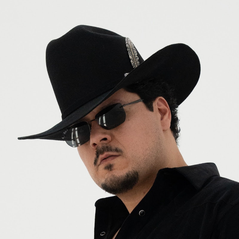 Xavier Flores