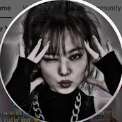 𝕭𝖑𝖆𝖈𝖐 𝖖𝖚𝖊𝖊𝖓..