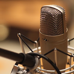 THE TALK LOUNGE