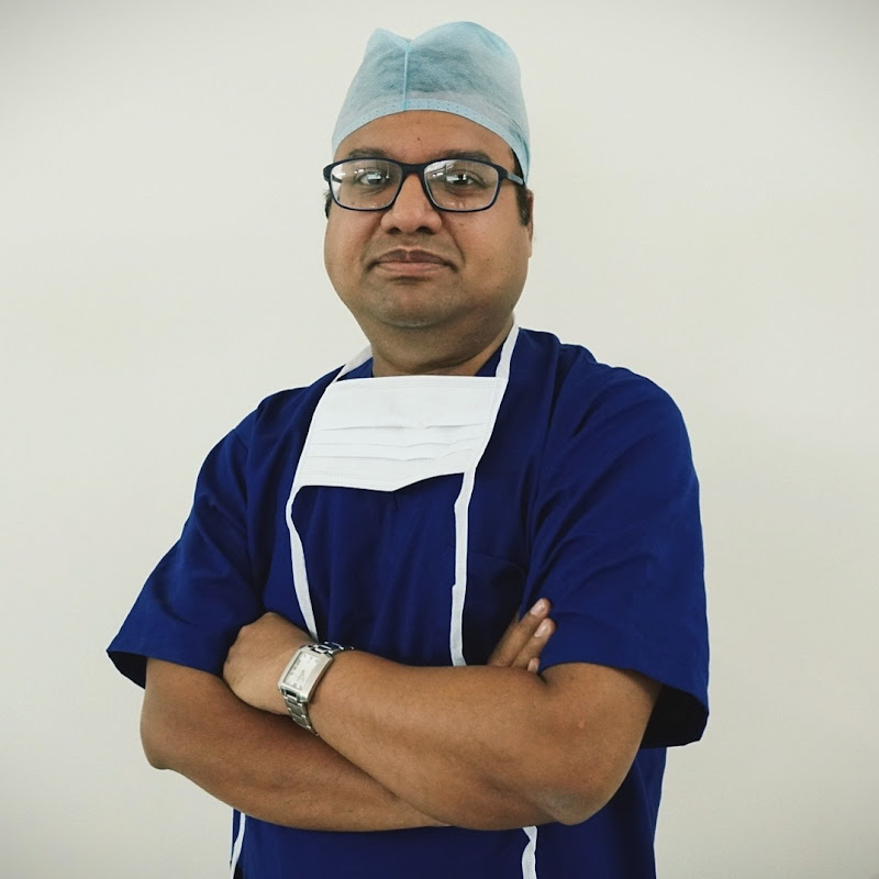 DR. SHALABH AGRAWAL - Urologist 
