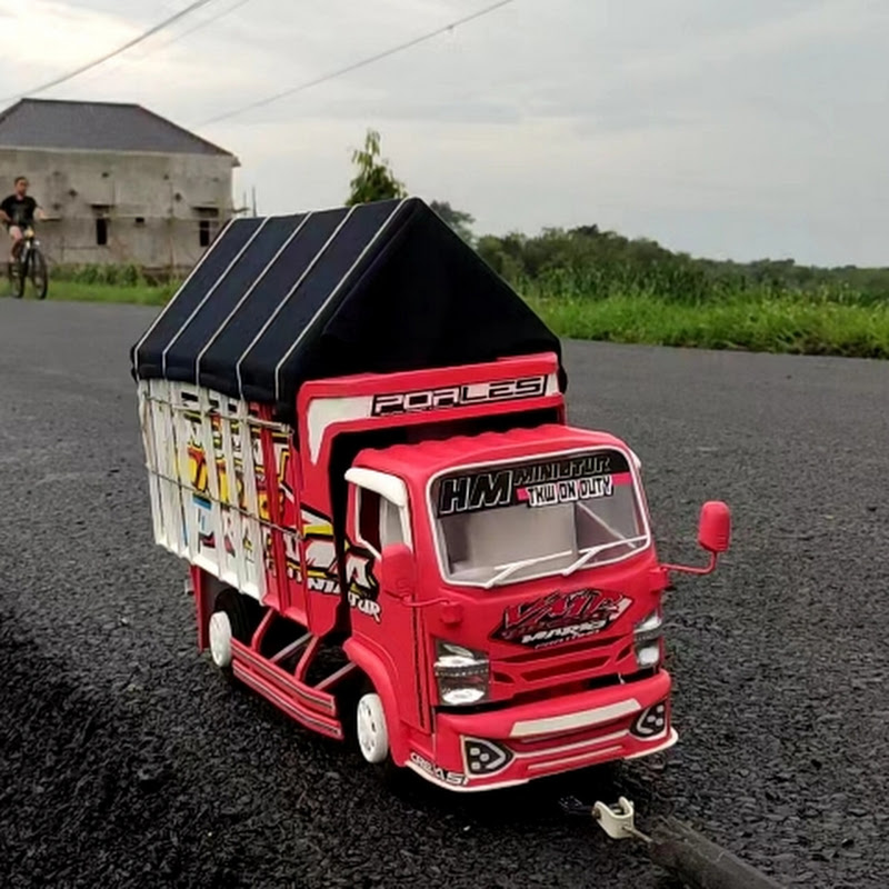 HM MINIATUR HANDMADE 