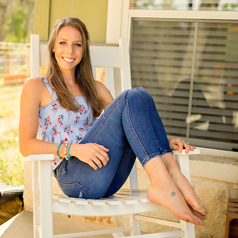 Nicole Eichinger - Dietitian - Nutrition's My Life
