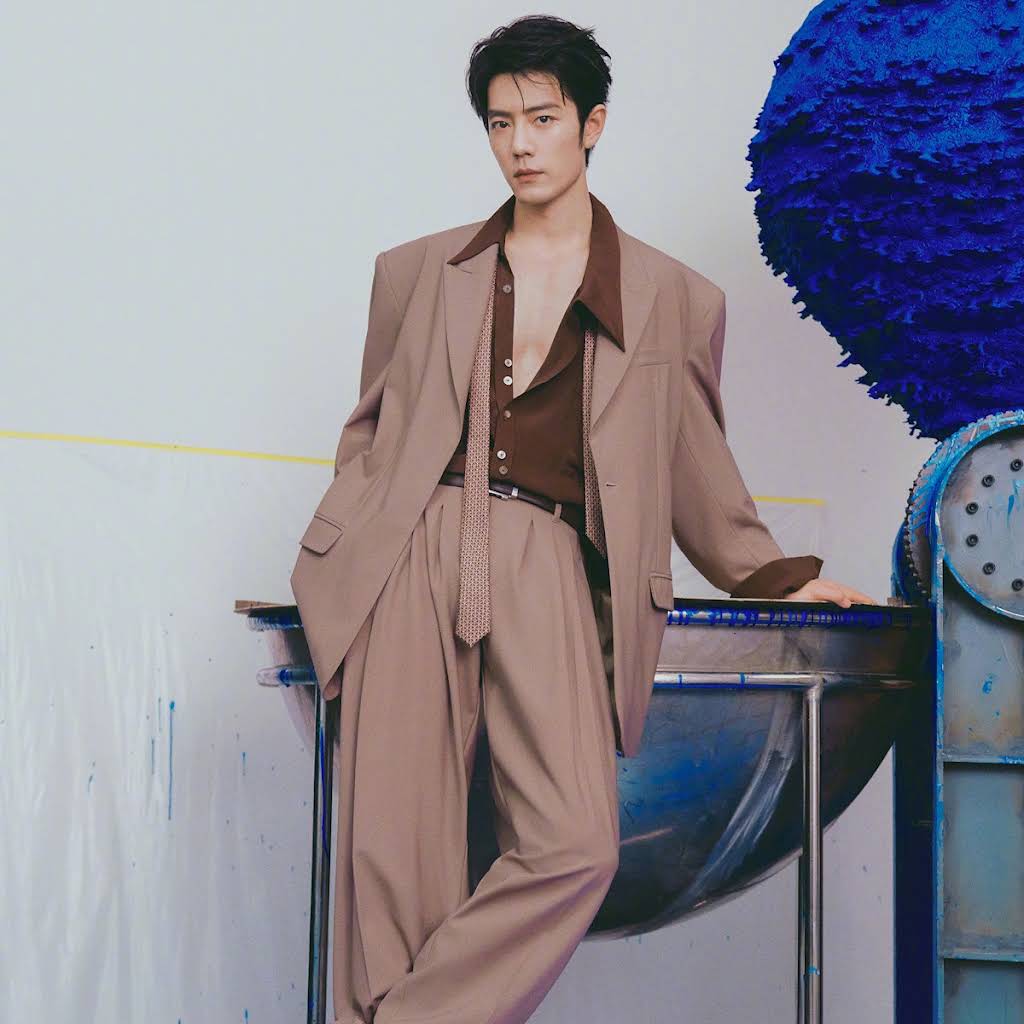 Post from 肖战影音会DAYTOY•Xiao Zhan - YouTube