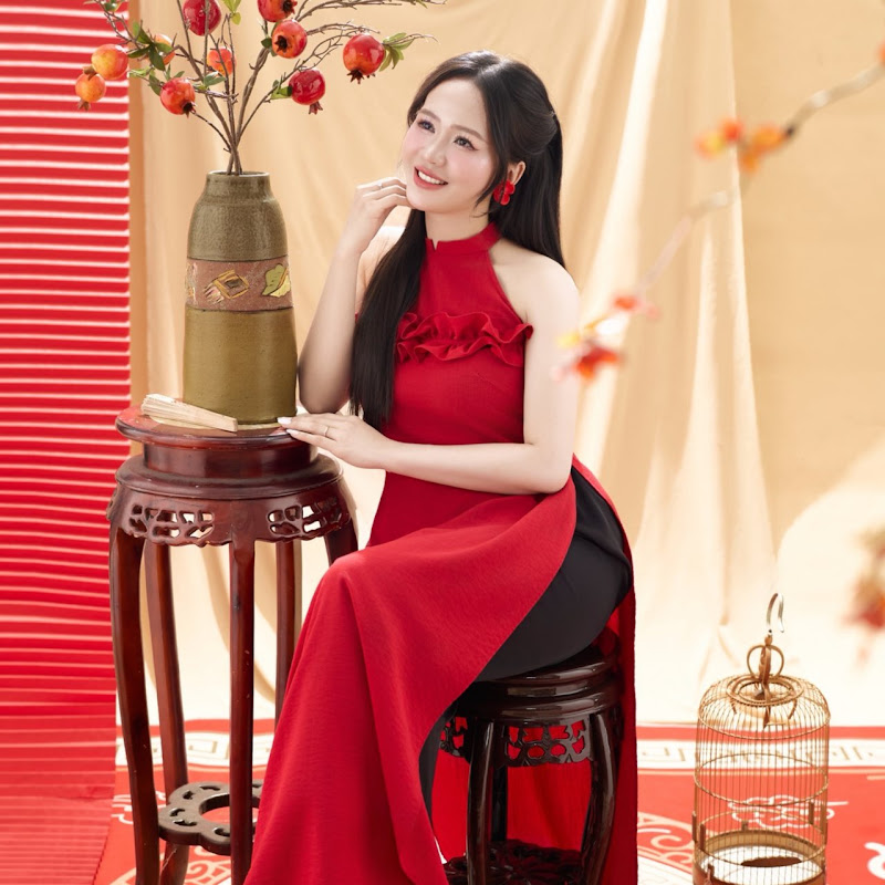 Tuyết Nhi Record