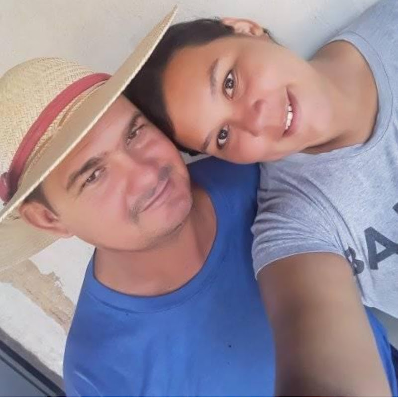 Mônica e Zeca Viver na roça é bom demais 