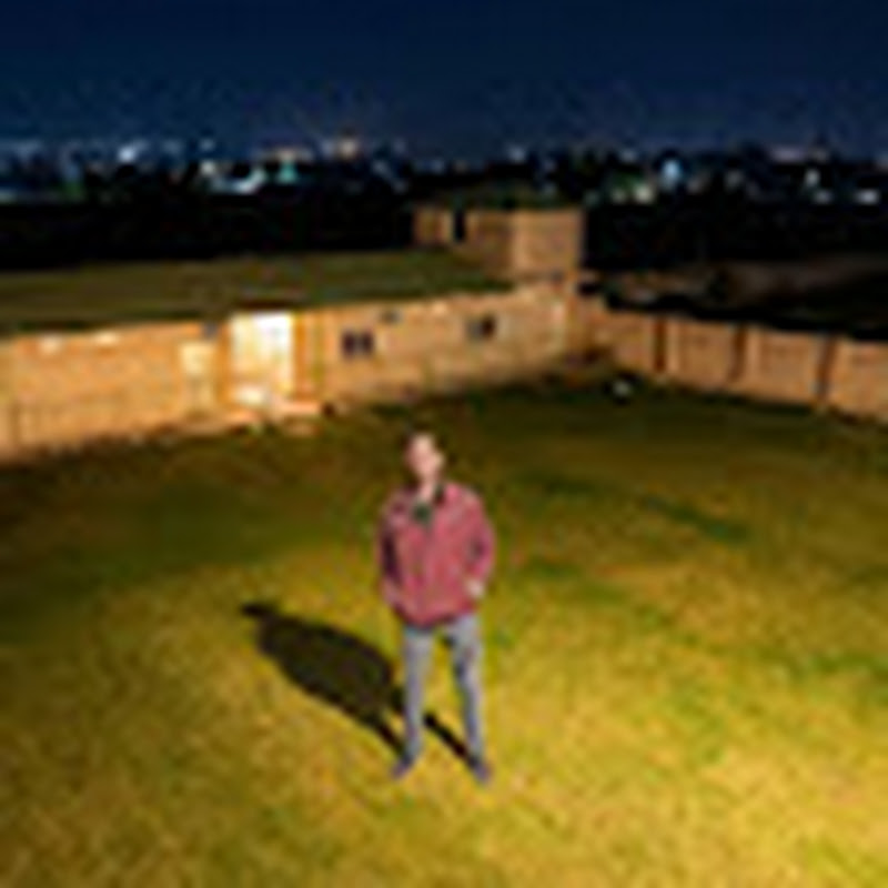 Hire vlogger Rox Star  — Electric Vehicles (EVs) & Future Mobility YouTube creator for sponsorships