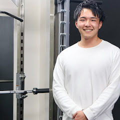 あおトレ │  脱おばさん体型を叶えるトレーナー