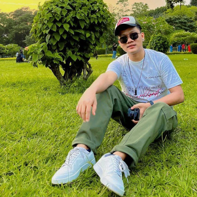 TechOps with Hriyen Logo