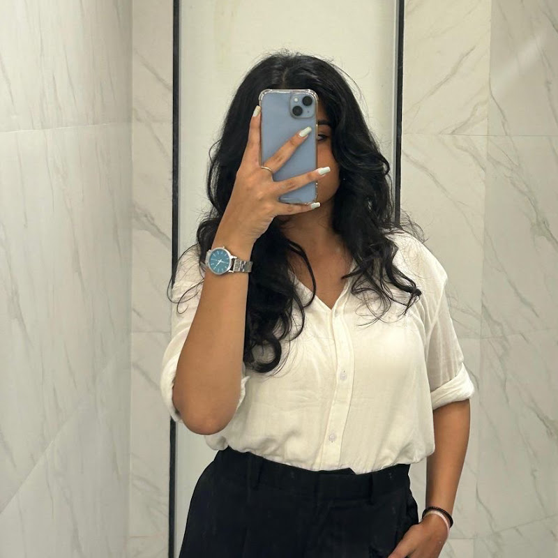 Divyani Official