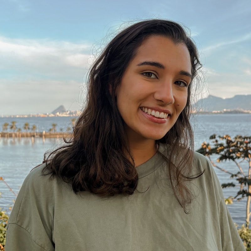 Brazilian Portuguese with Sofia