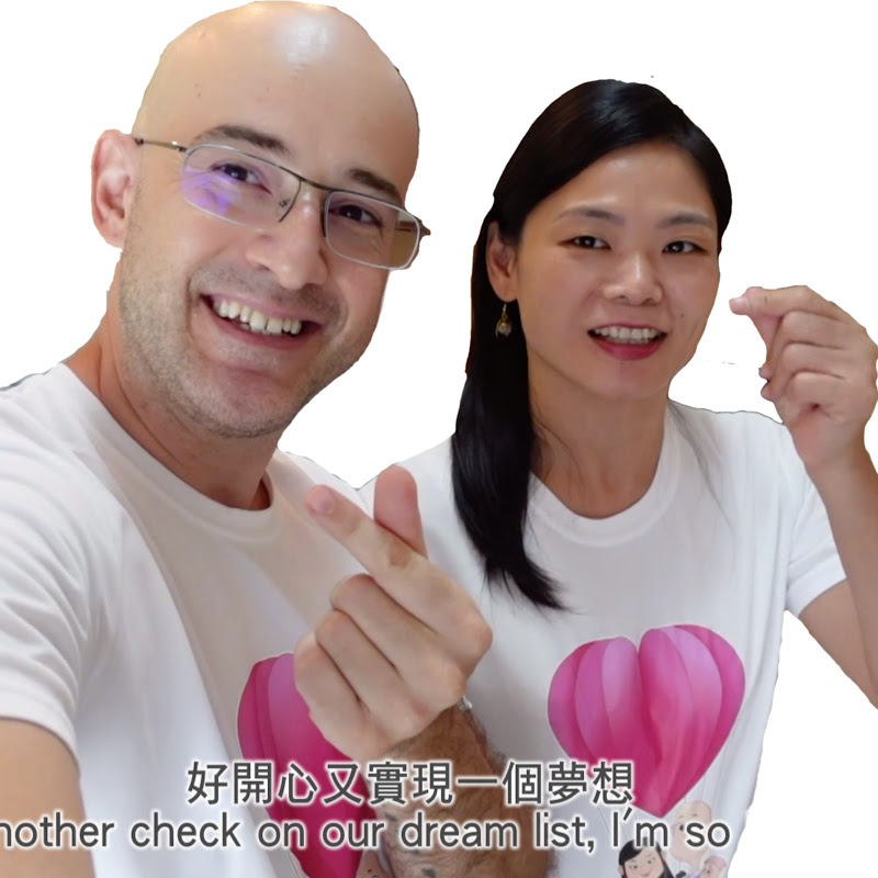R&R的鳳花雪月【吳鳳Rifat生活頻道】 YouTube 頻道頭像