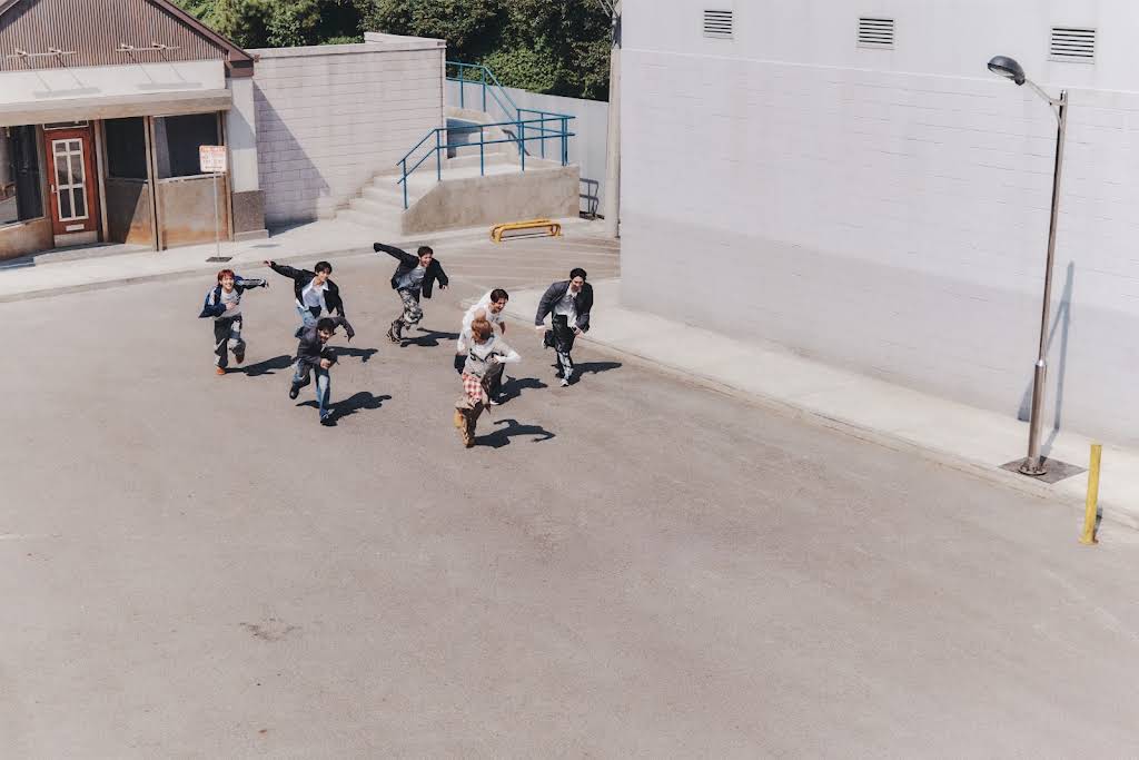 Post from PENTAGON 펜타곤 (Official YouTube Channel) - YouTube
