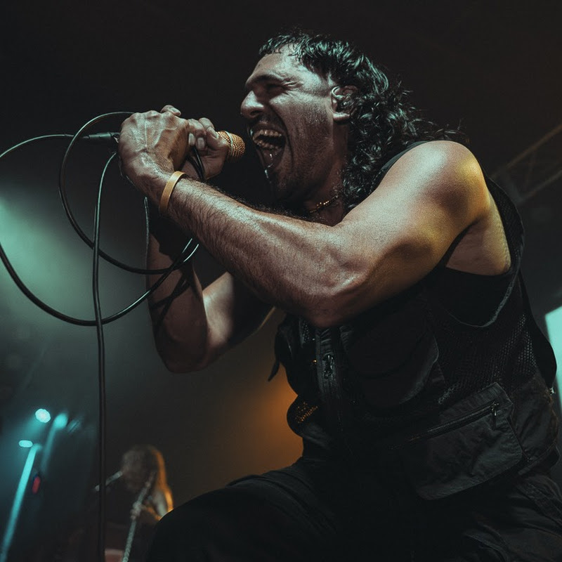 Extreme Vocal Institute Logo