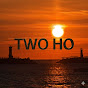 TWO HO - Topic