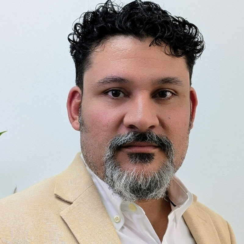 J. Sinuhe Figueroa