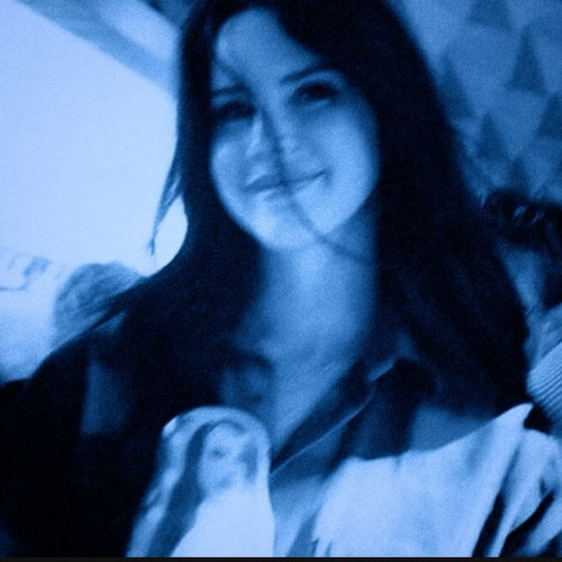 𝑳𝒂𝒏𝒂𝒙𝒕𝒉𝒆𝒕𝒊𝒄𝒔