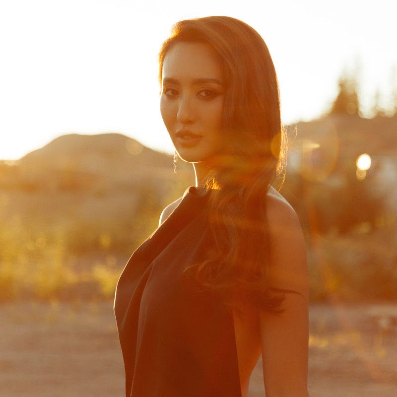 林嘉凌 薔薔Maze Logo