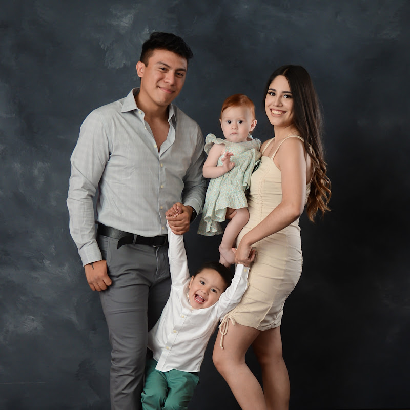 The Hernandez Family icon