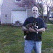 JR The Old Radio Cat