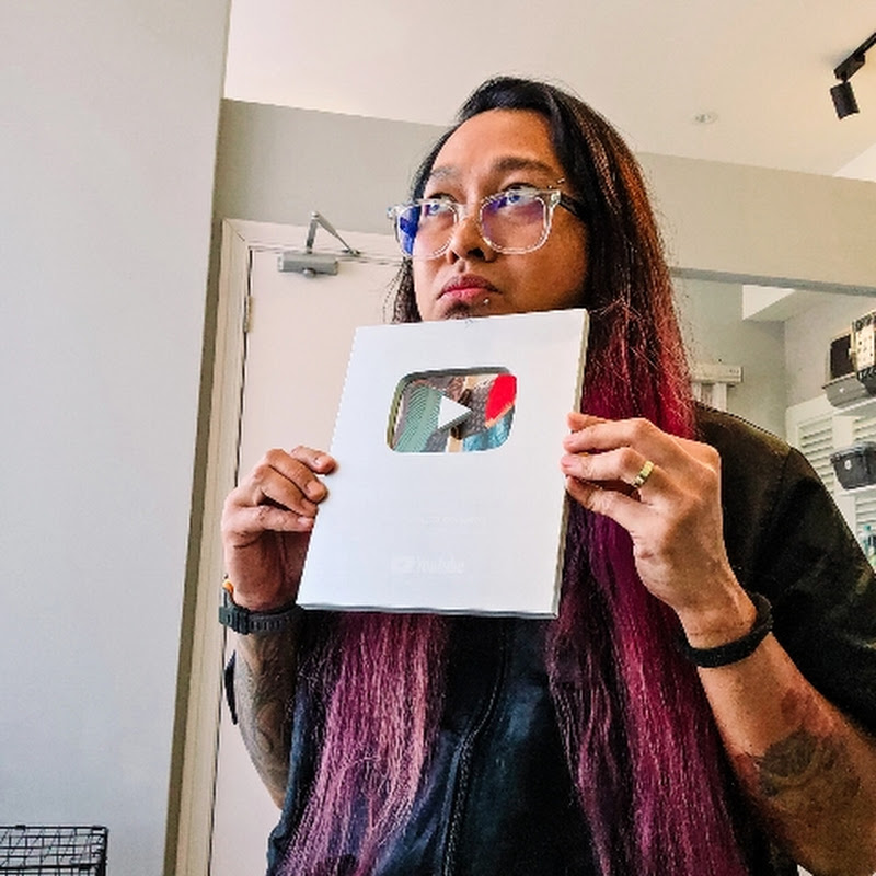 The Calm Cat Whisperer 