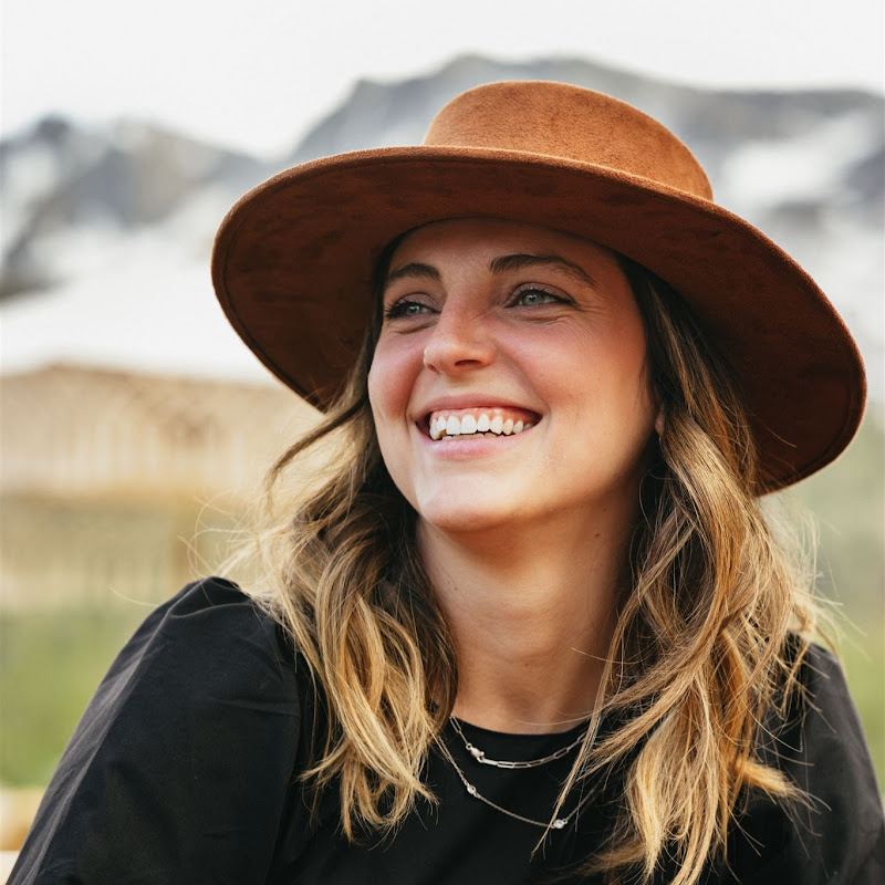 Emily Lyndd