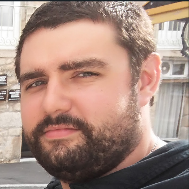 Christophe Mommer Logo