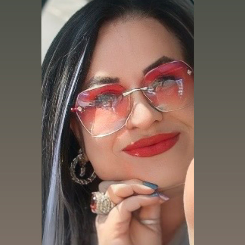 Tarotun Kralicesi Makbuş Abla