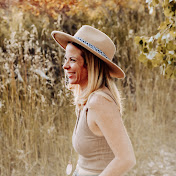 Ashley Mooney | Holistic Mind-Body Coach