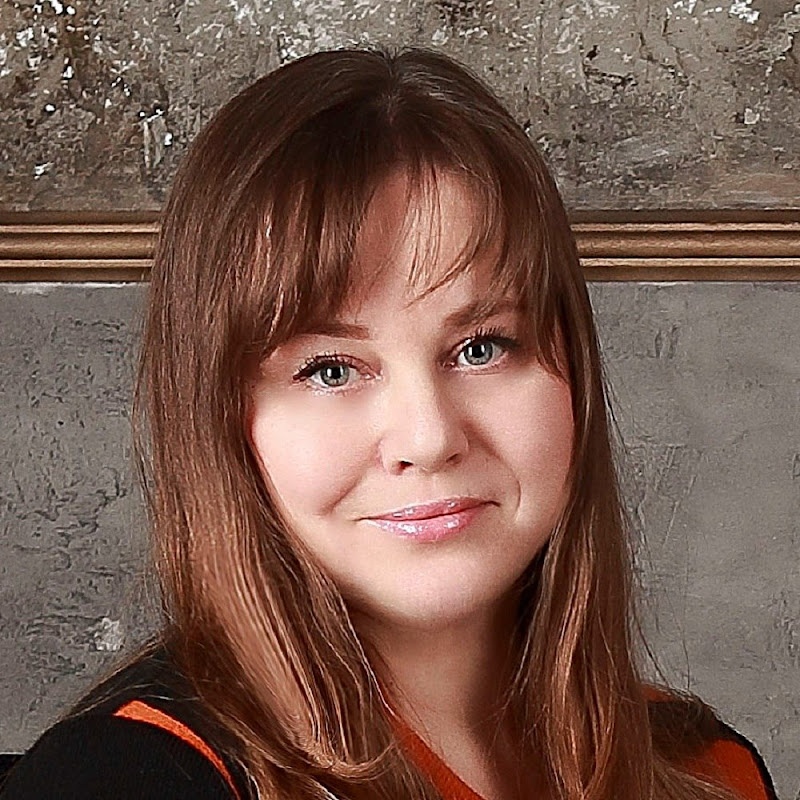 Аудиокниги Альбины Нури Logo