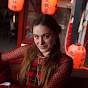 Girl vs Globe Avatar