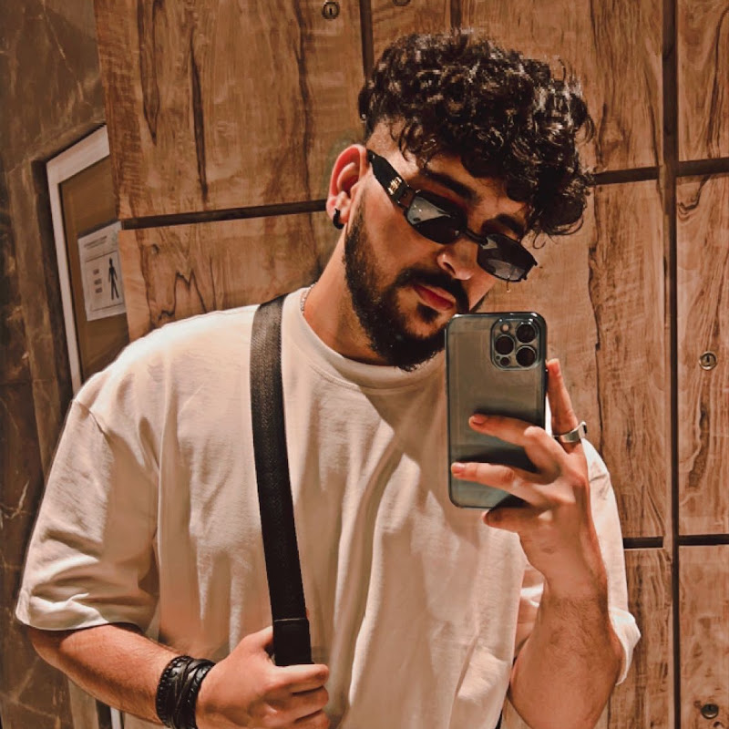 Rushi Dave
