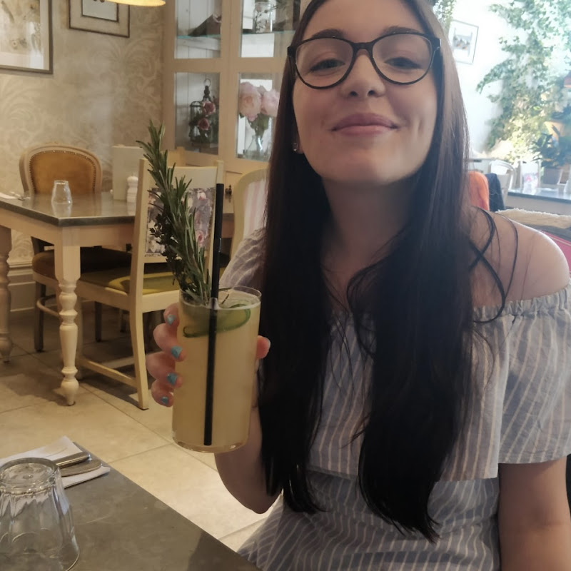 MamaLousOfficial