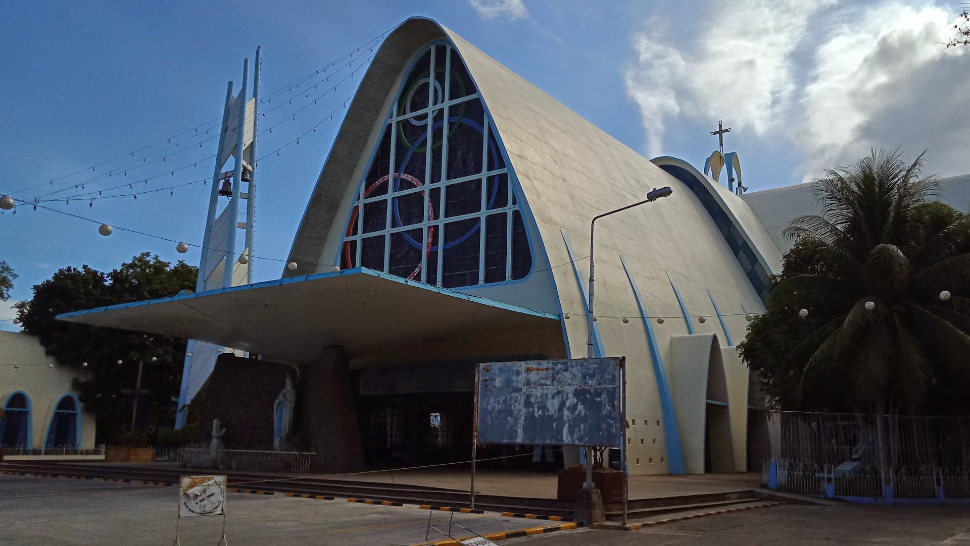Lourdes Shrine Cebu - Youtube