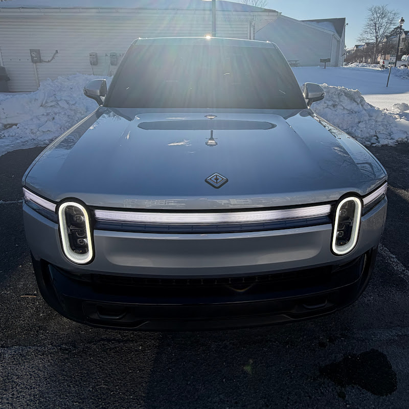 Emmanuel’s EV & Tech
