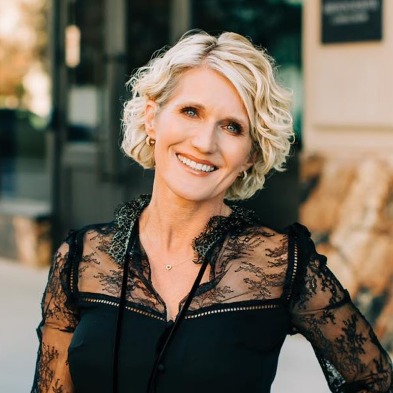 Caroline Harris