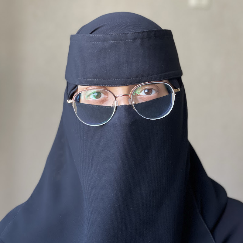 أمل بنت خالد | Amal Khalid 
