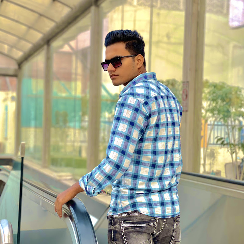 Gaurav Singh Vlogs
