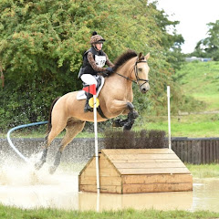 Flo Carter Eventing net worth