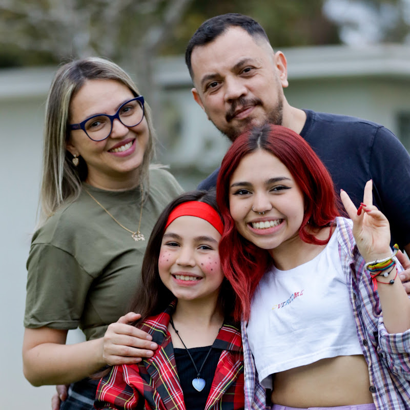 Daily Familia Porcides