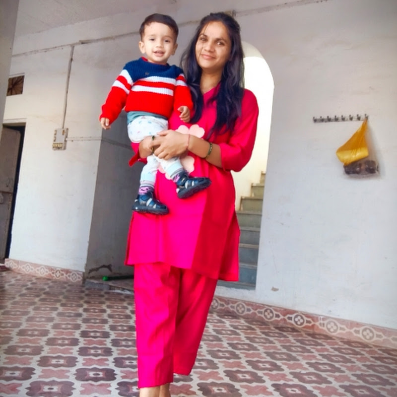 krishiv&mamma 