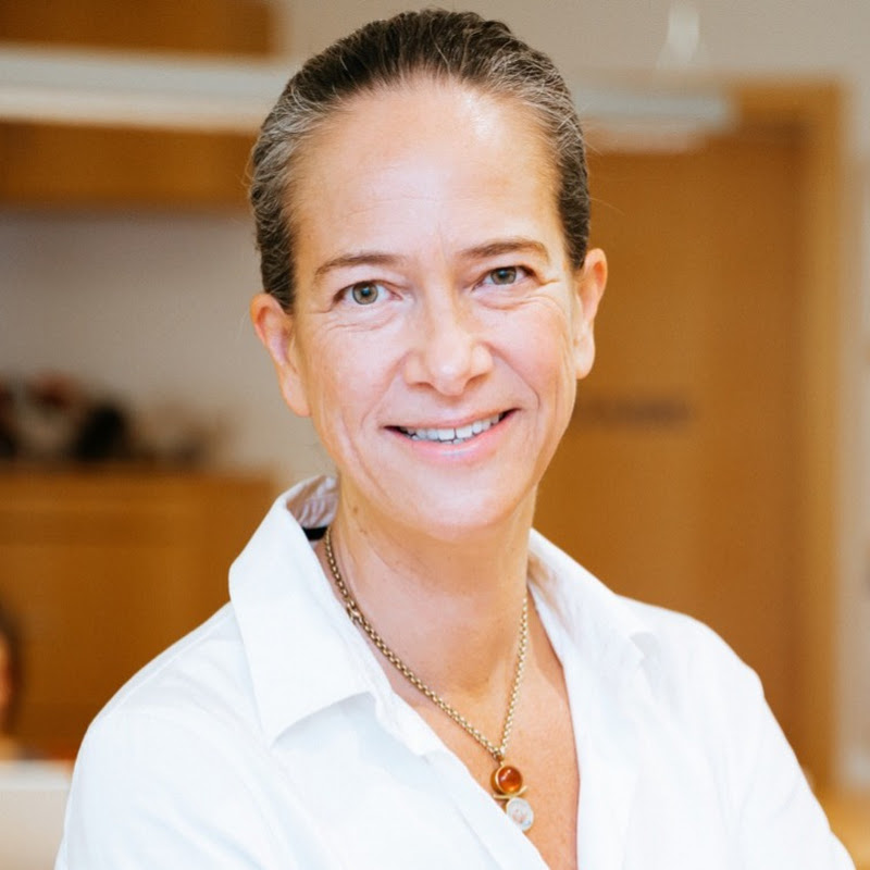 Zahnärztin Dr. Andrea Jacob
