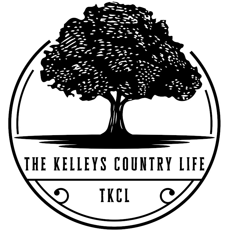 The Kelley's Country Life Logo